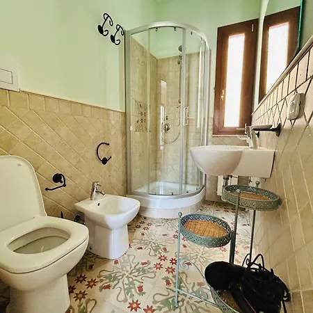 Apartment Flores *