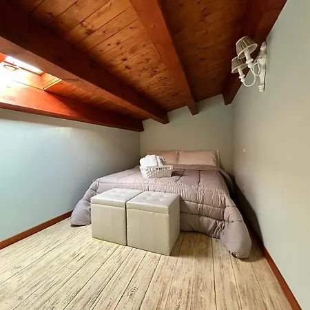 Apartment Flores